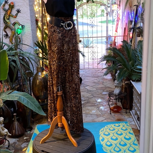 🖤🖤Gorgeous 2Piece Outfit🖤🖤 - Picture 5 of 5